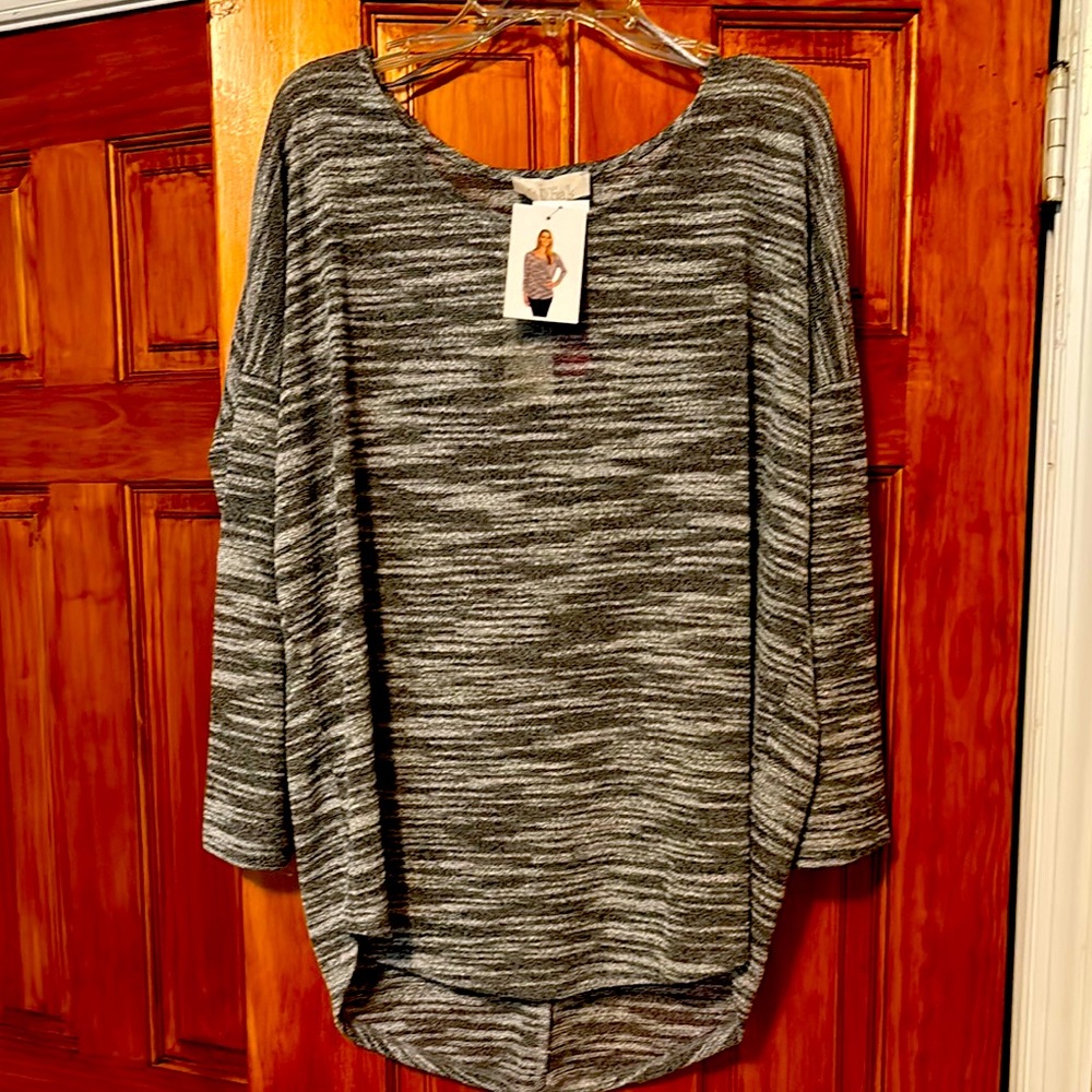 Olive and Oak top